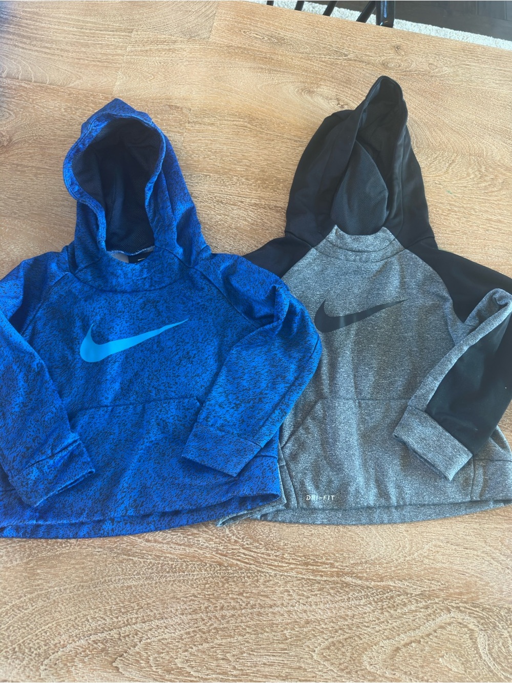 Boys 3T Nike Sweatshirts